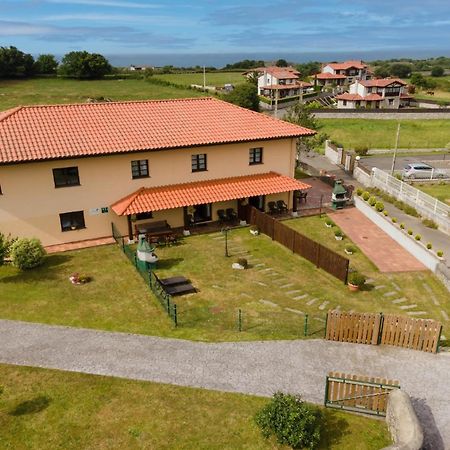Apartamentos El Acebo Navés Esterno foto
