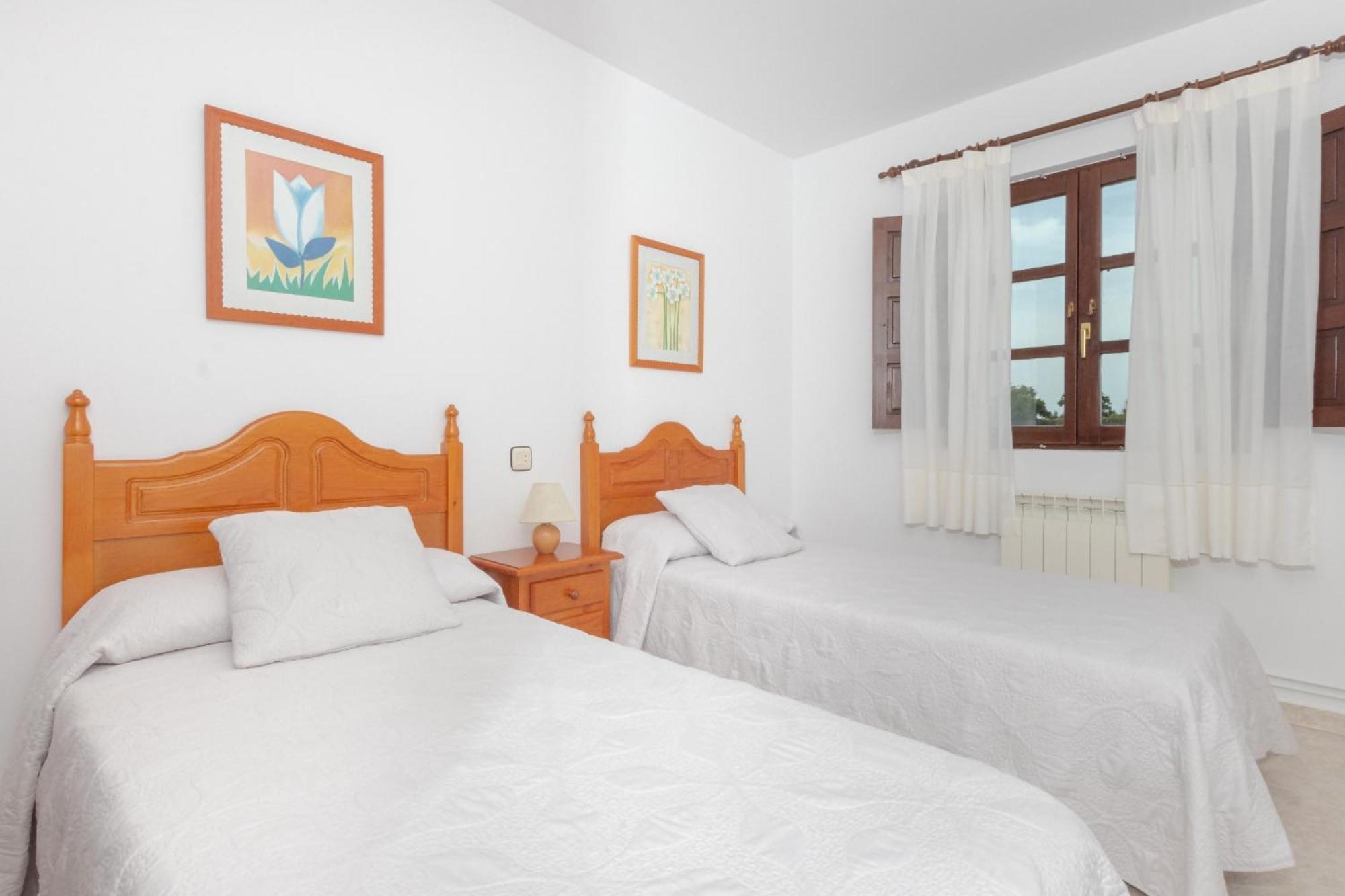 Apartamentos El Acebo Navés Esterno foto