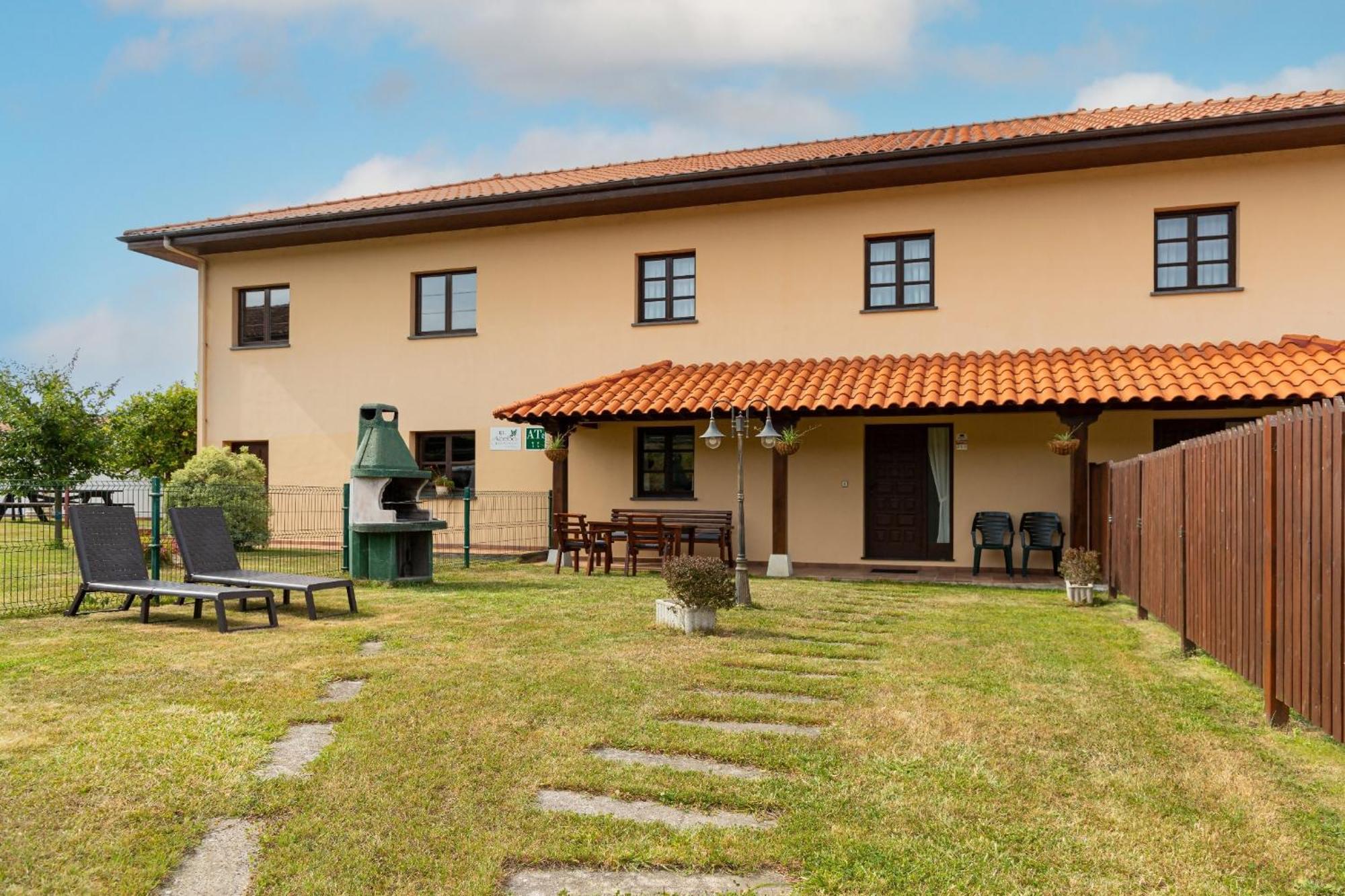 Apartamentos El Acebo Navés Camera foto