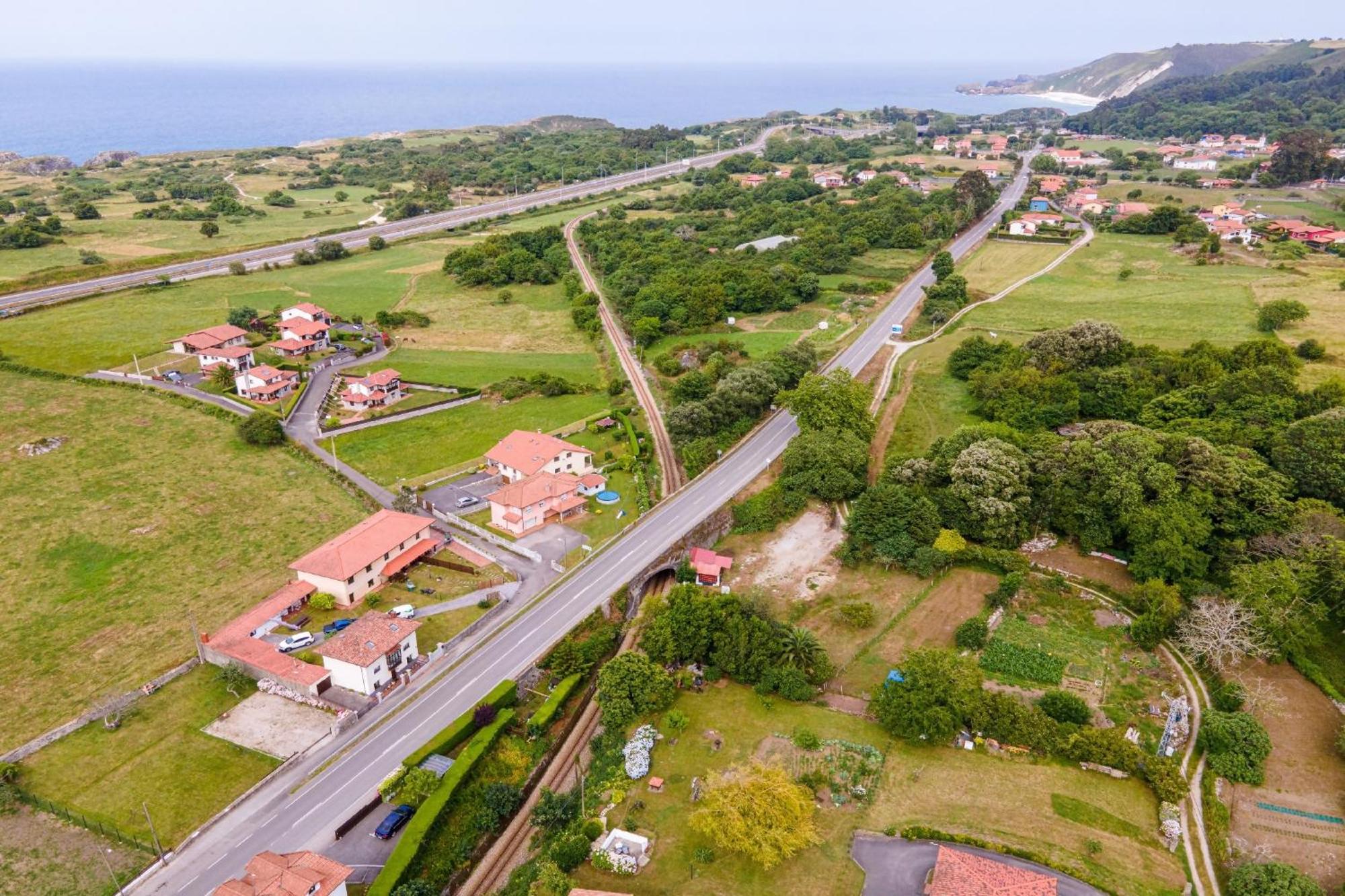 Apartamentos El Acebo Navés Esterno foto